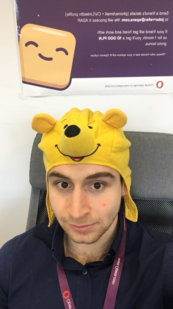 A children's whinniy the poo hat
